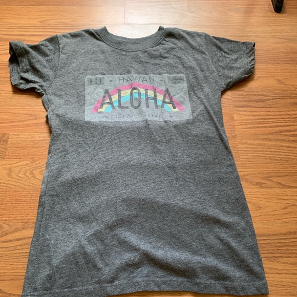 basic tee - Picture 1 of 2